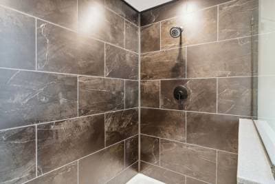 Napa valley bathroom home features