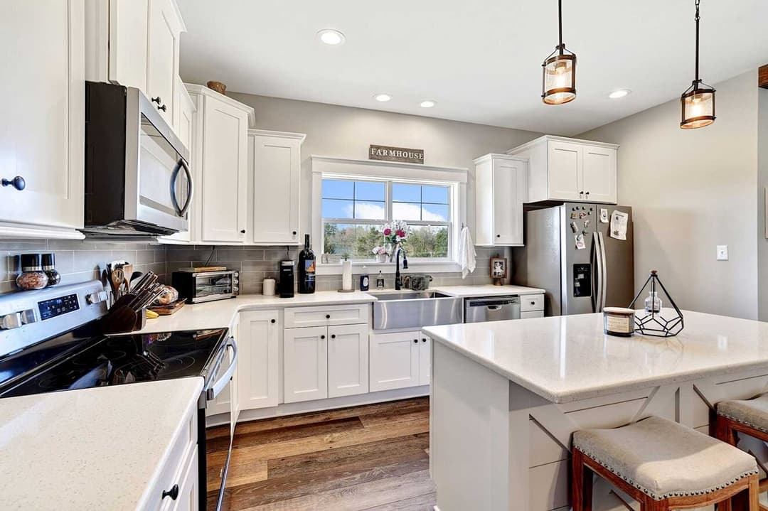 Farmhouse ii cape kitchen home features