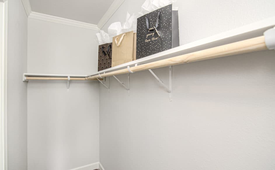 Beaumont 5079 interior home features