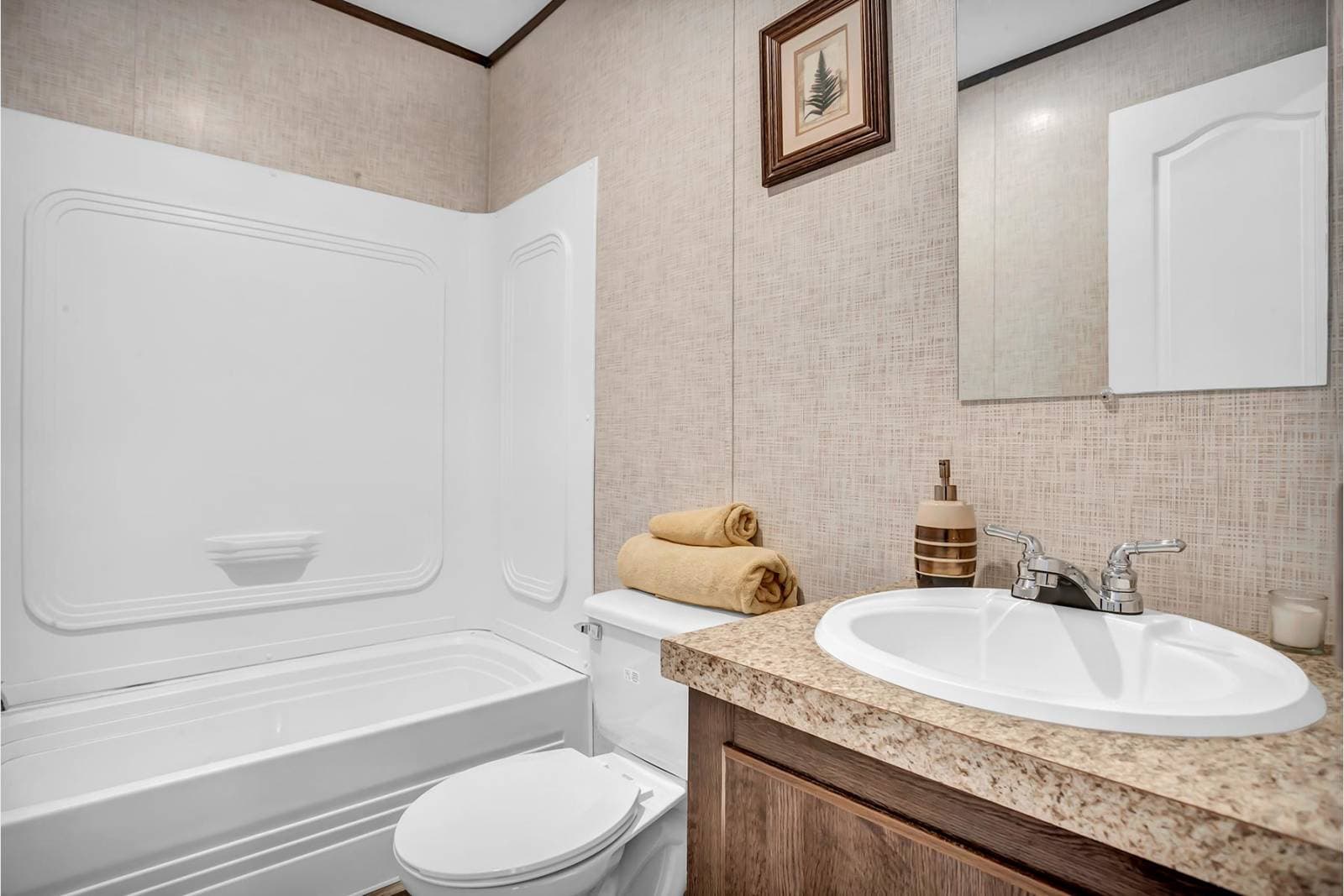 Rm2848a bathroom home features