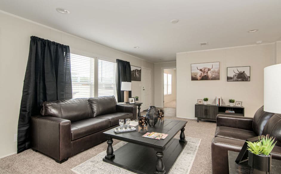 Bandera 3356 interior home features