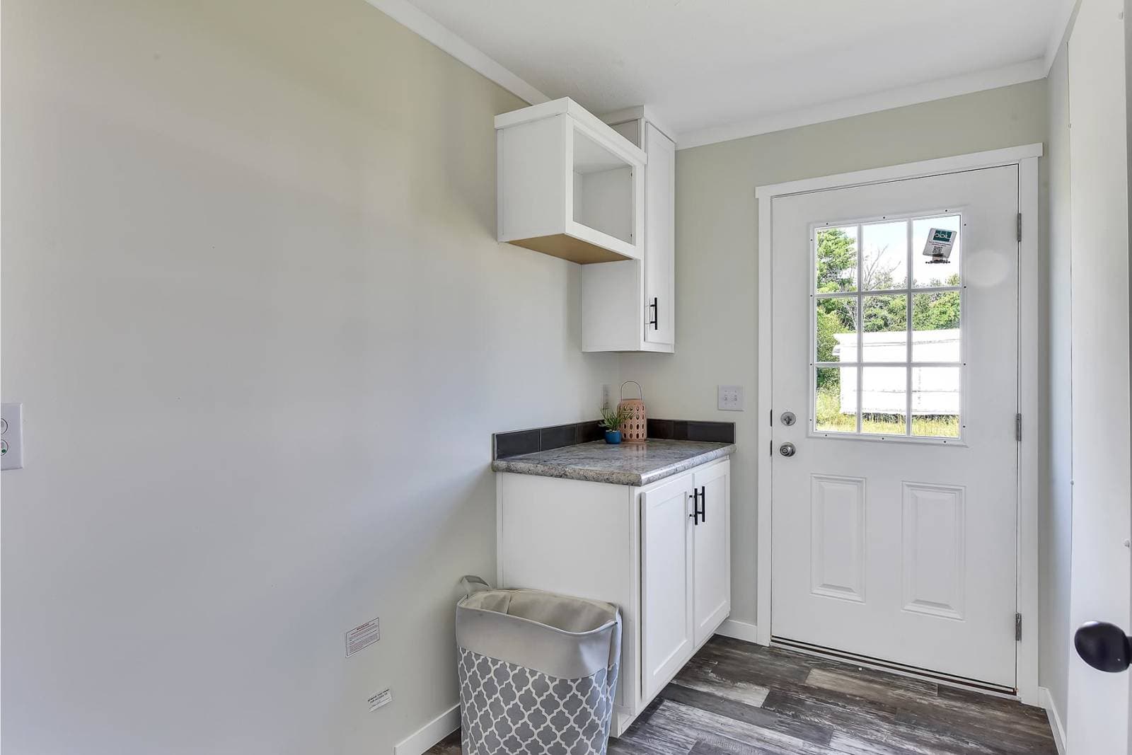 Elevate 56f interior home features