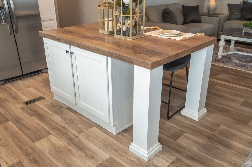 Tradition 2868b kitchen home features