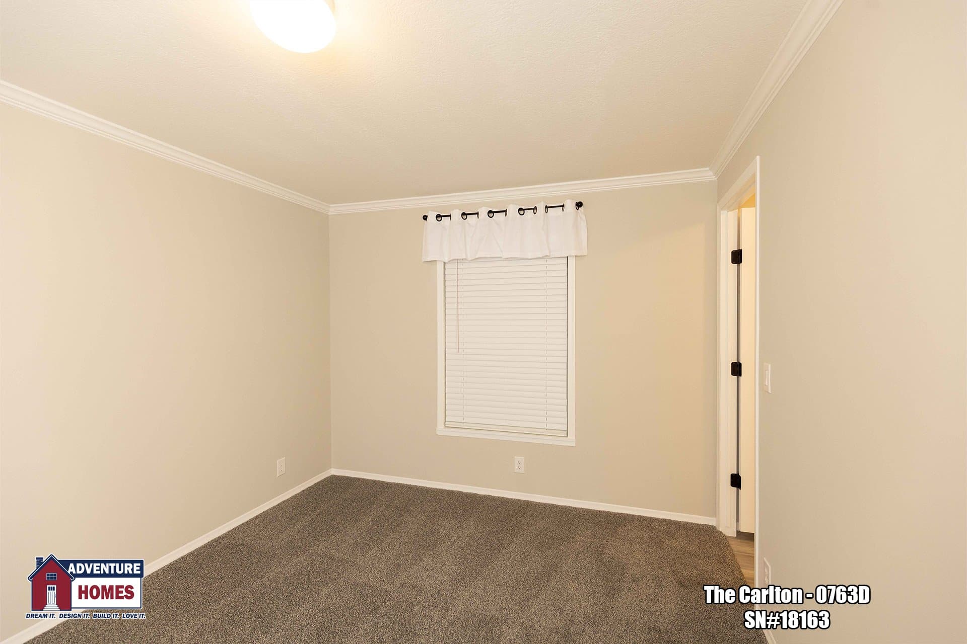 Carlton | 0763d bedroom home features