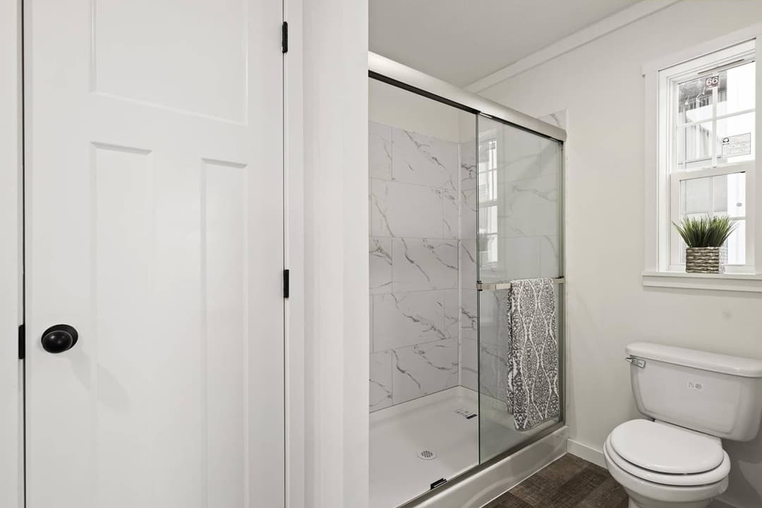 Aspire bathroom home features