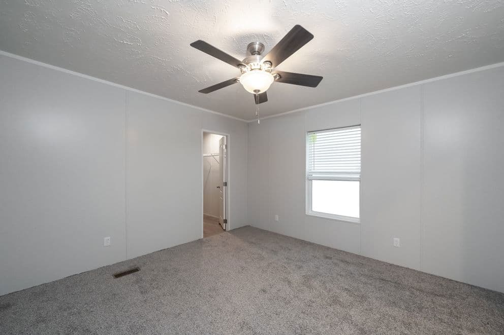 The fusion c bedroom home features