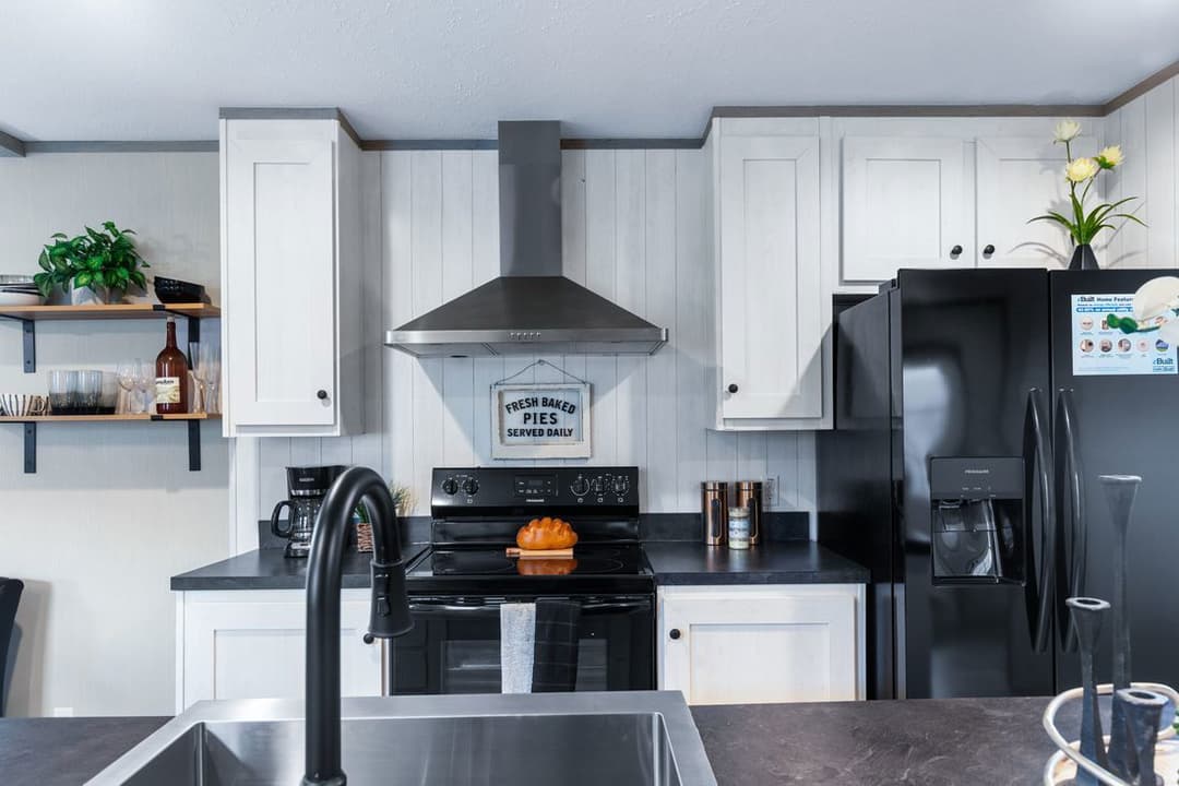 Anniversary 16763s kitchen home features