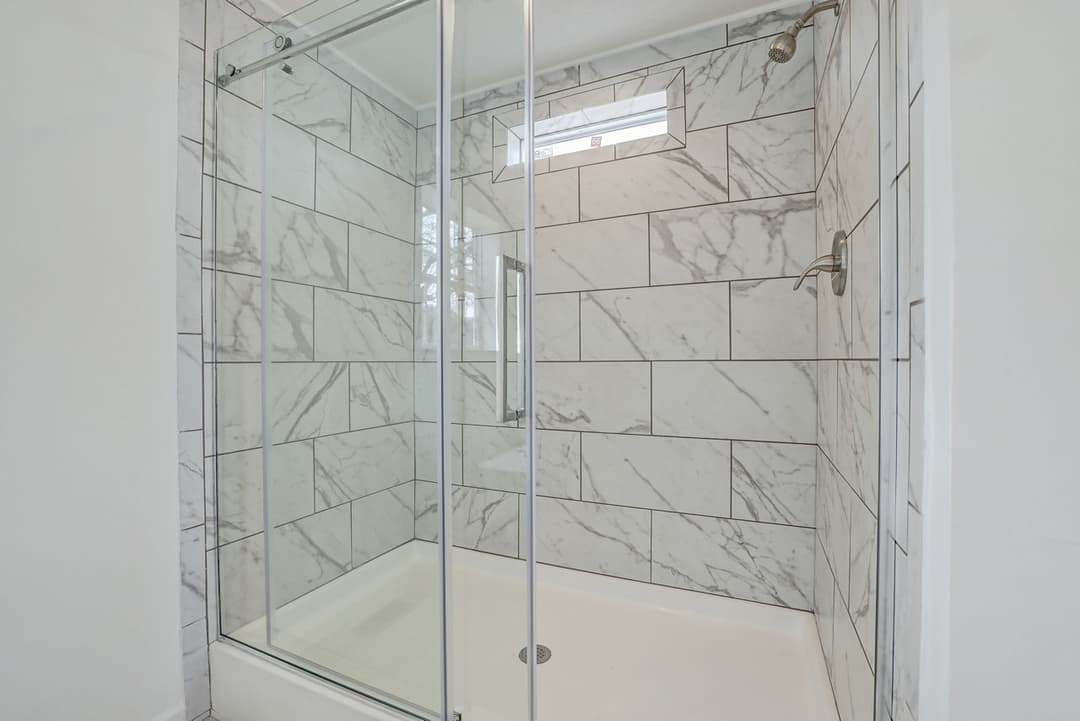 Tillery iii 3260-01 bathroom home features