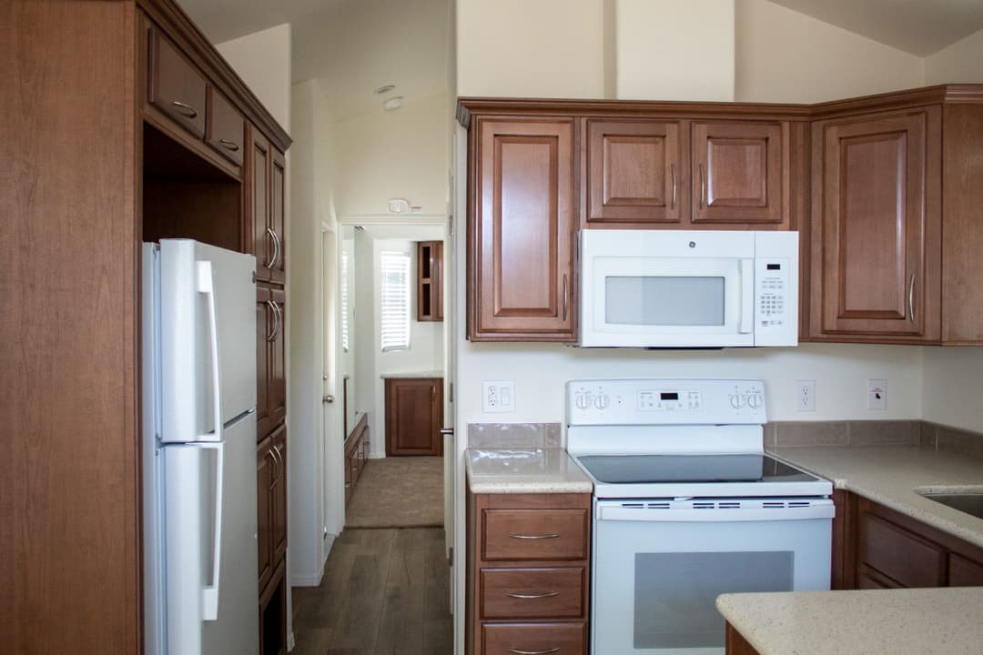 Sedona sn11351g kitchen and interior home features