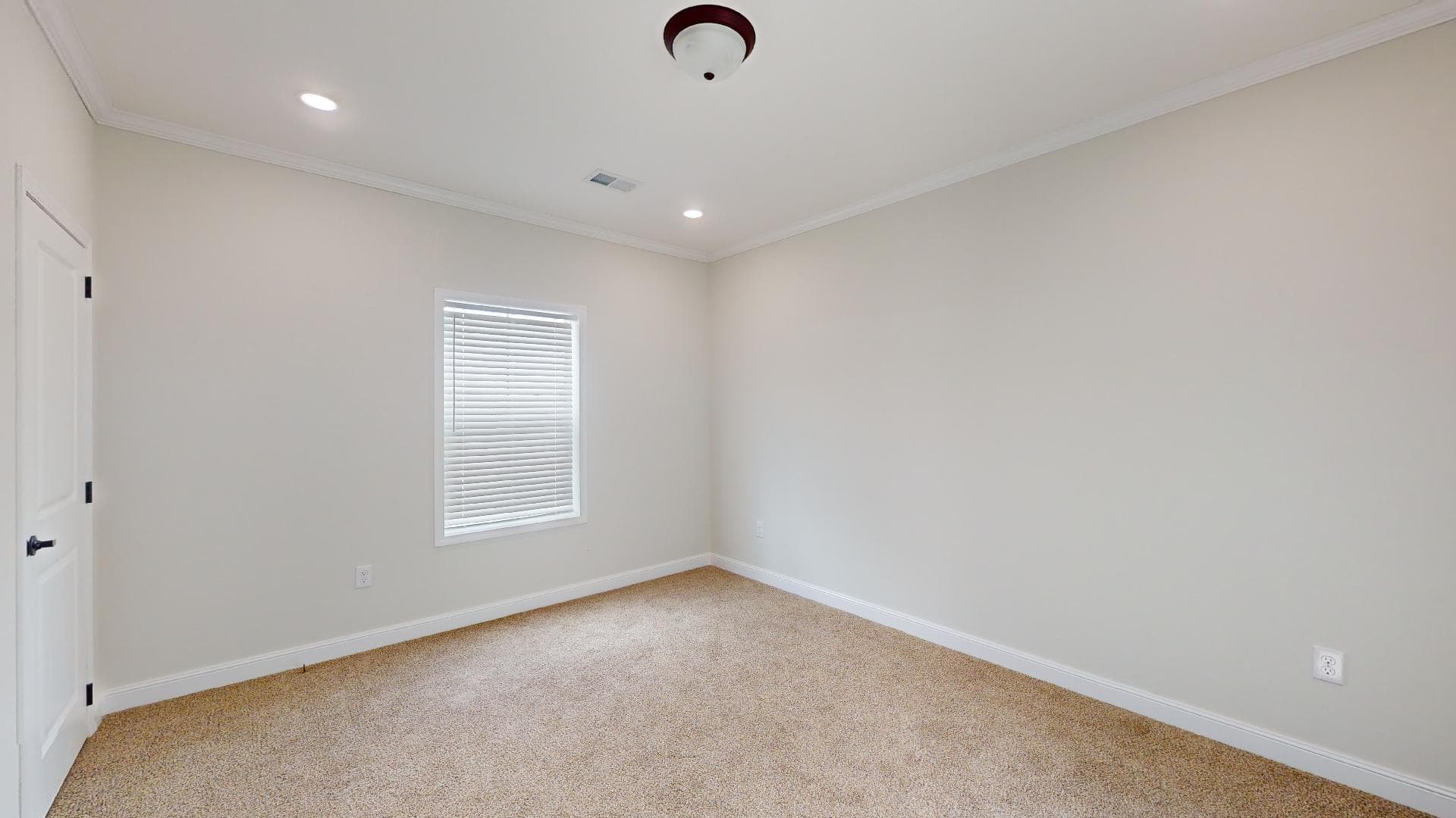 Pri4784-3503 bedroom home features