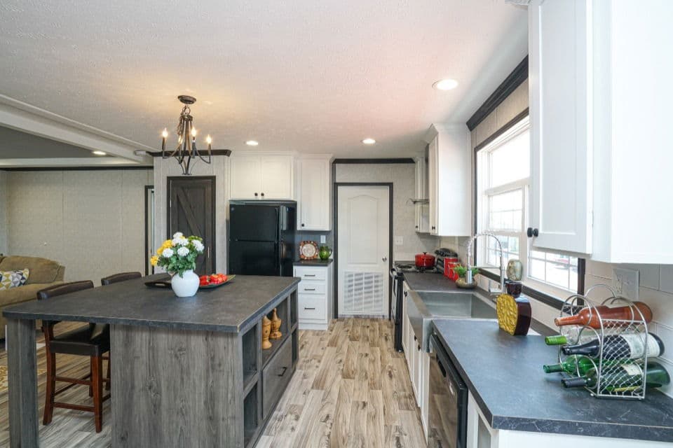 Pegasus 28483s kitchen home features