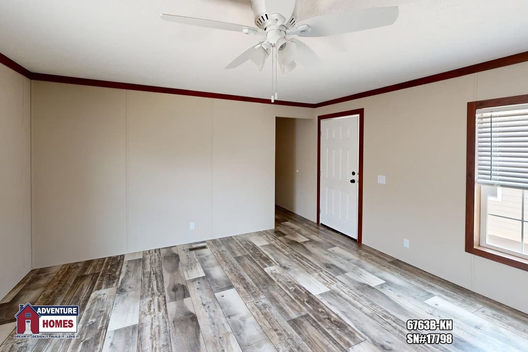 6763b-kh interior home features