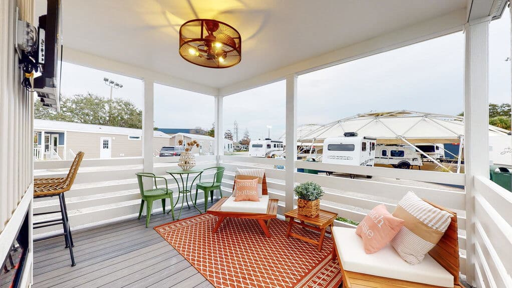 Lake charles 13371a exterior home features