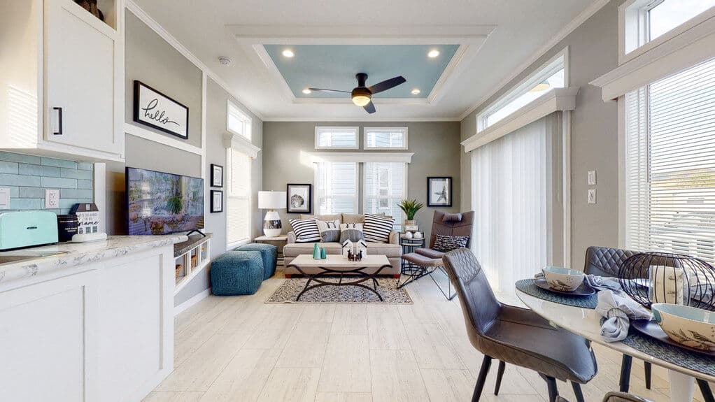 Lake charles 13361b interior home features