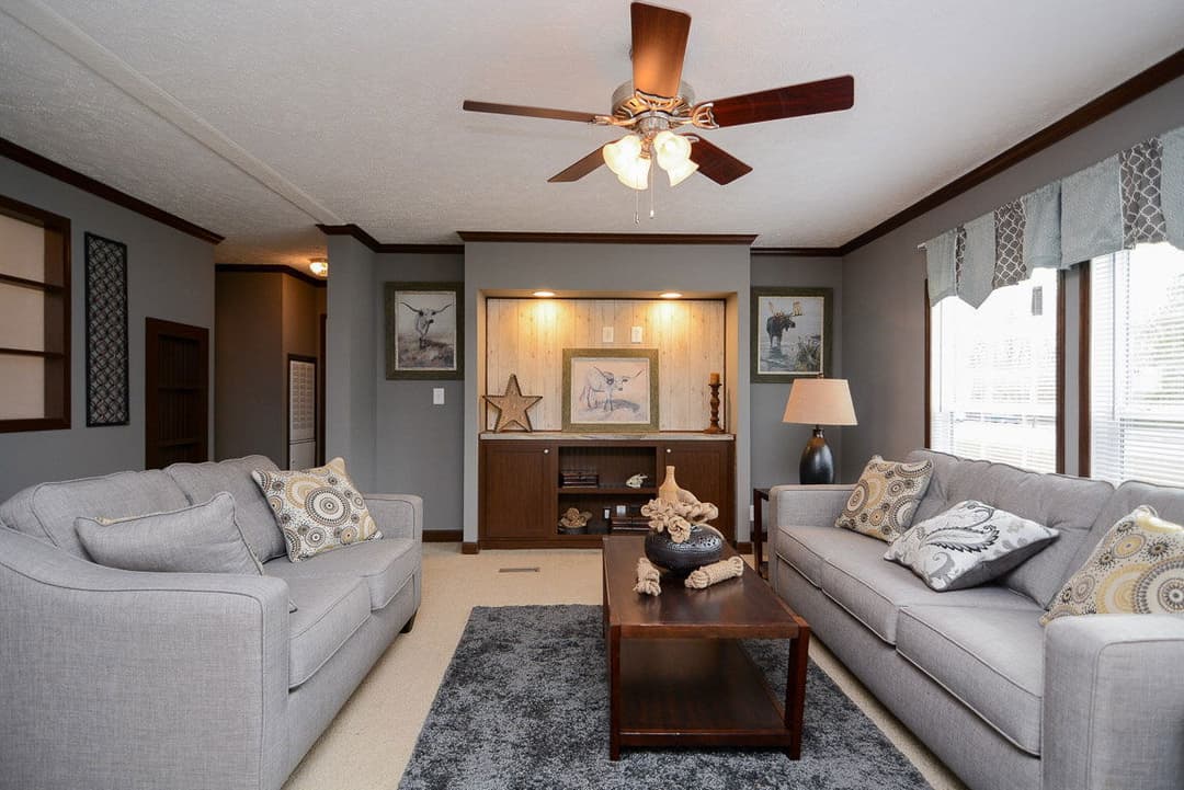 Velocity 28563k interior home features