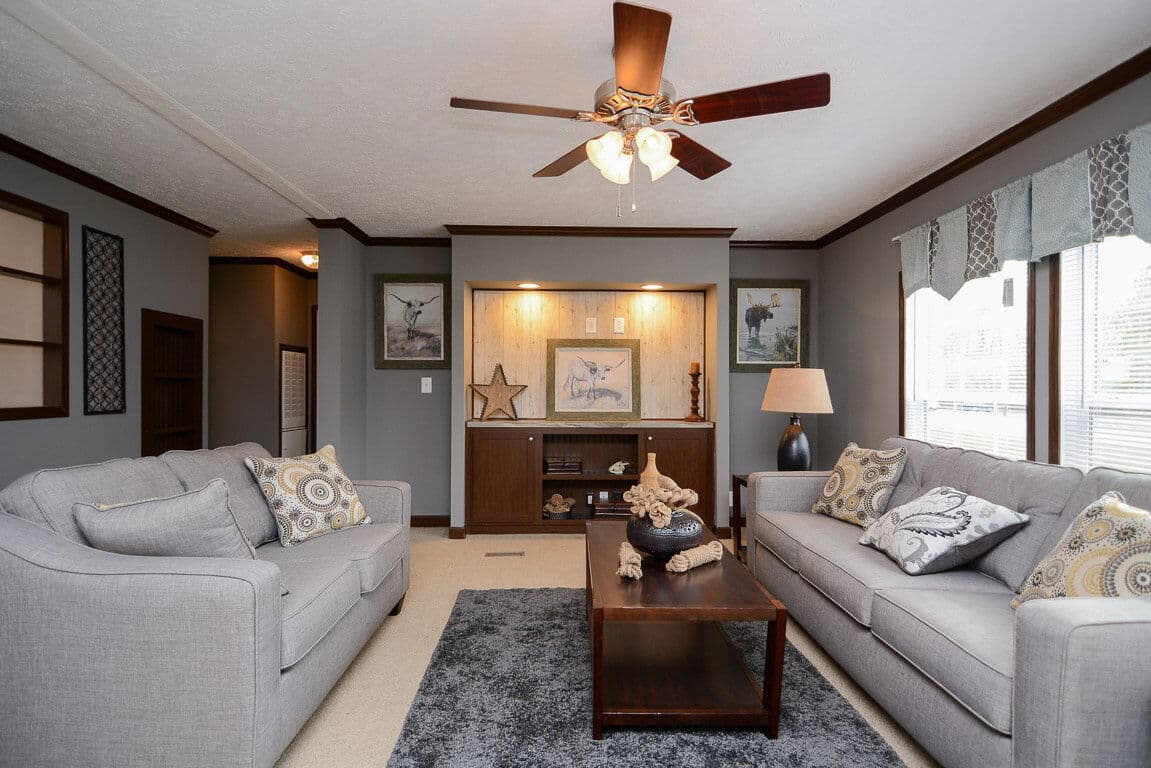 Velocity 28563k interior home features