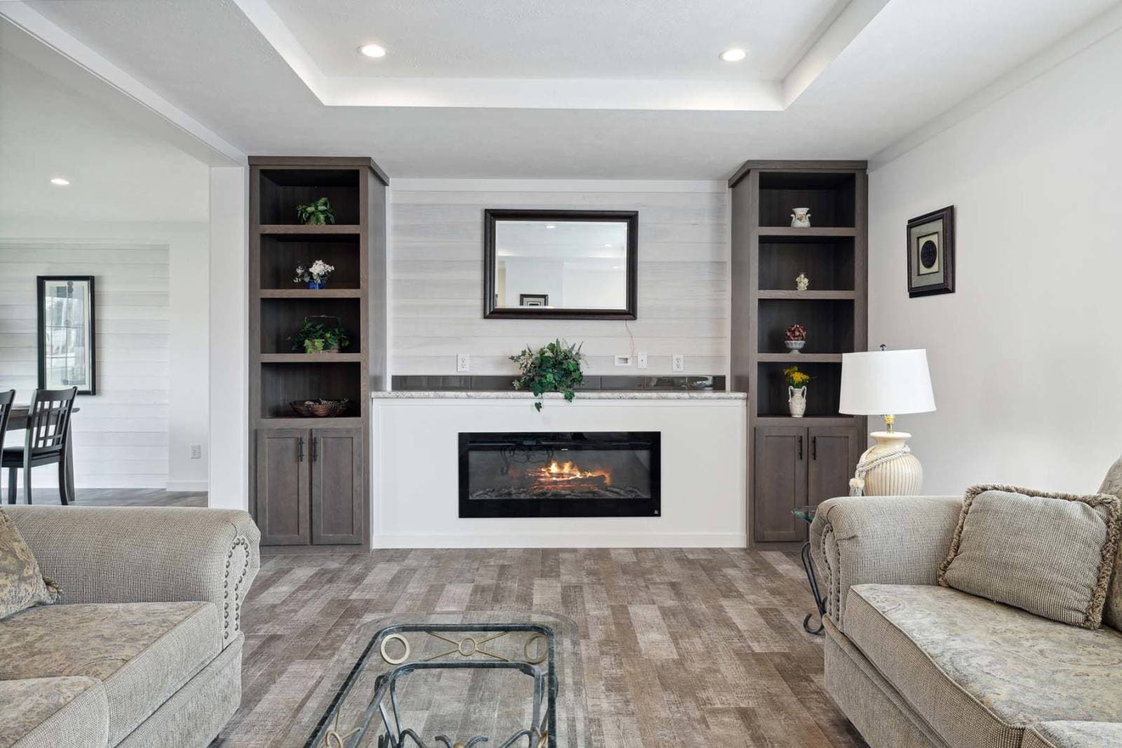 Elevate 60 interior home features