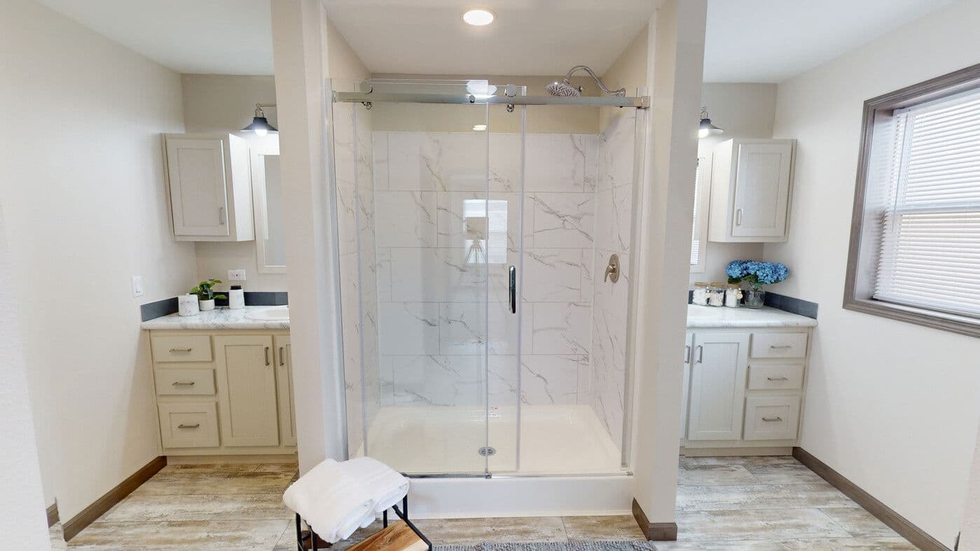 The belmont 184044 bathroom home features