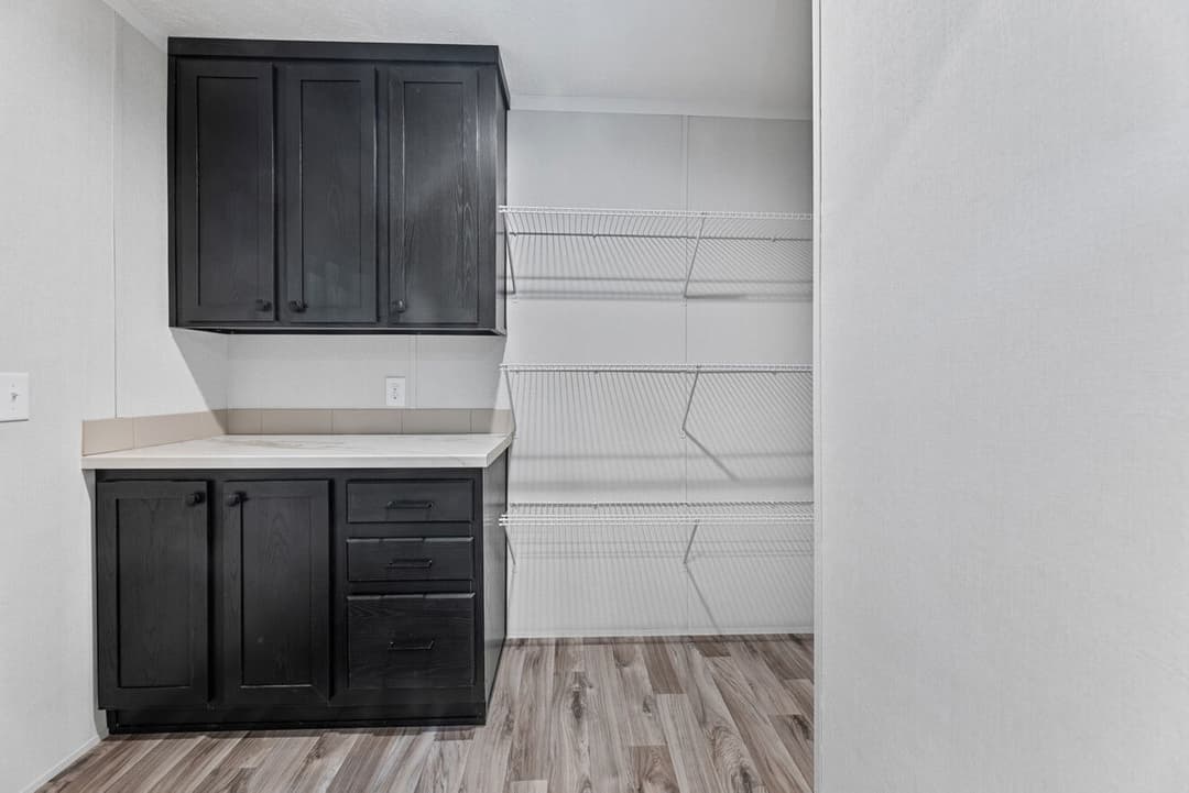 Vivid 28603n kitchen home features