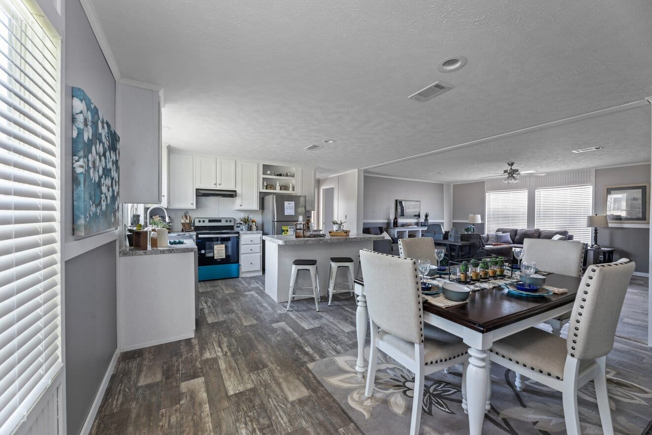 Valu premier 32483g interior home features