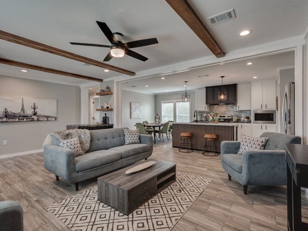 28603n interior home features