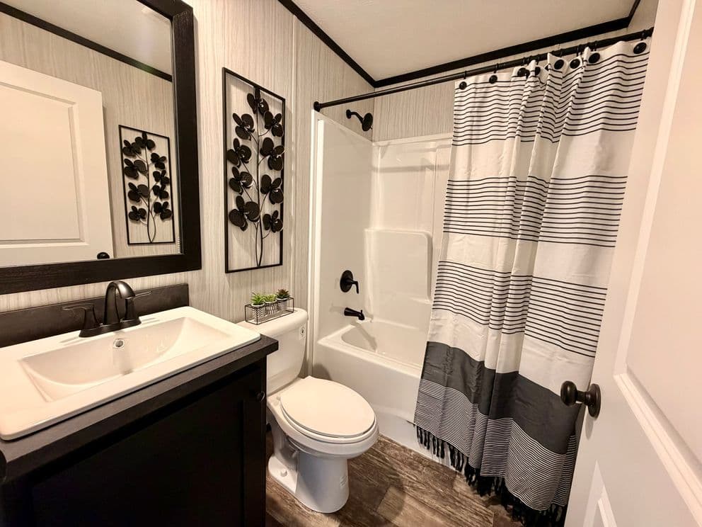 Pearl bathroom home features