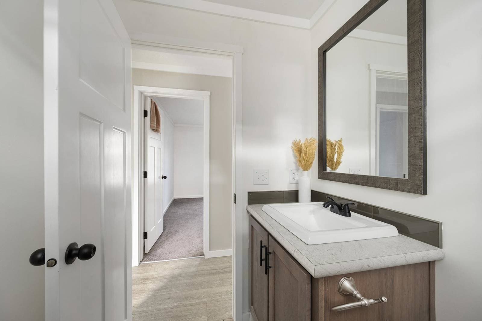 Pursuit bathroom home features