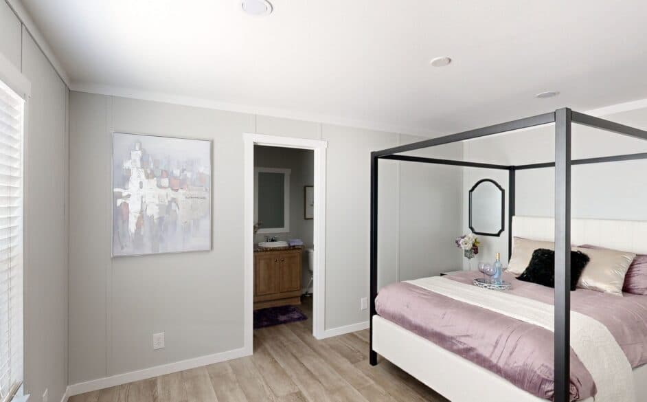 Sierra 266 bedroom home features