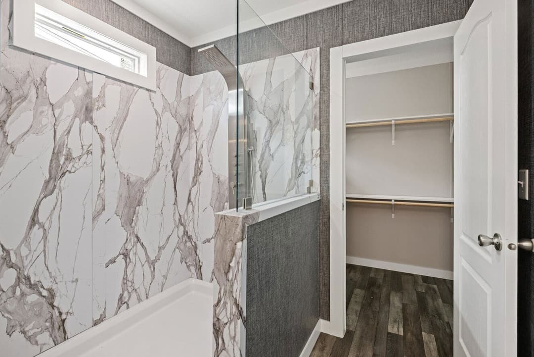 Palladium 30543d bathroom home features