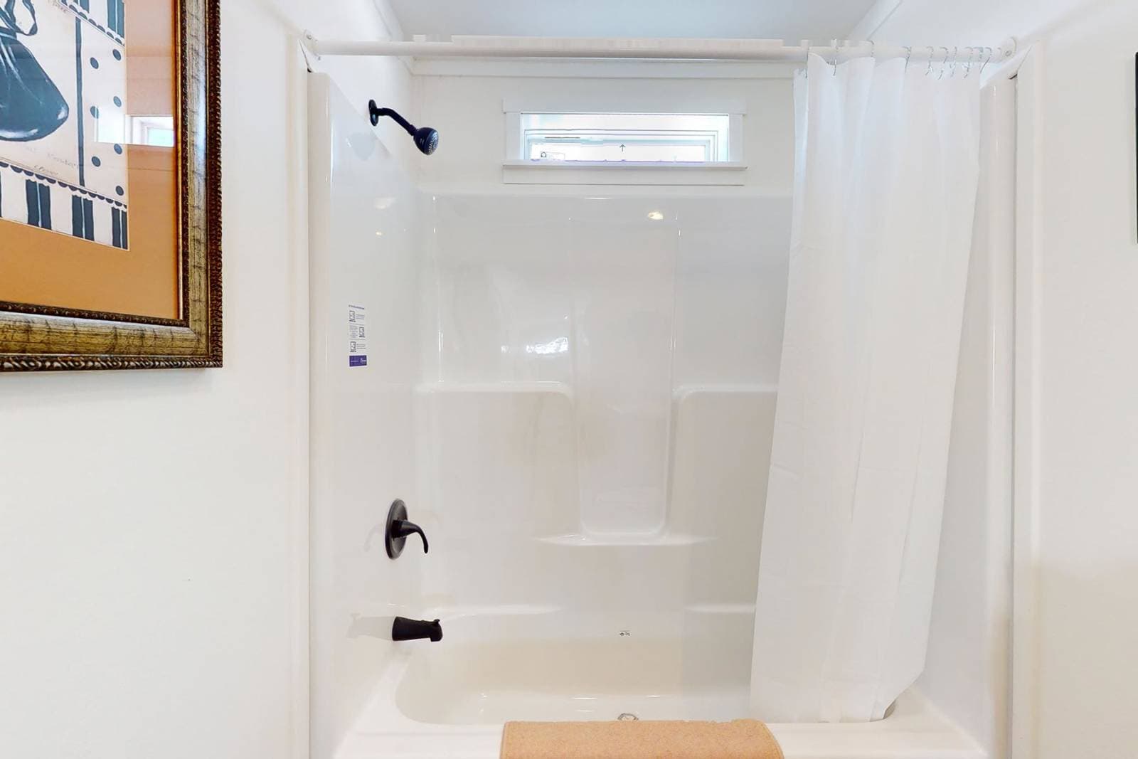 East point - intrigue bathroom home features