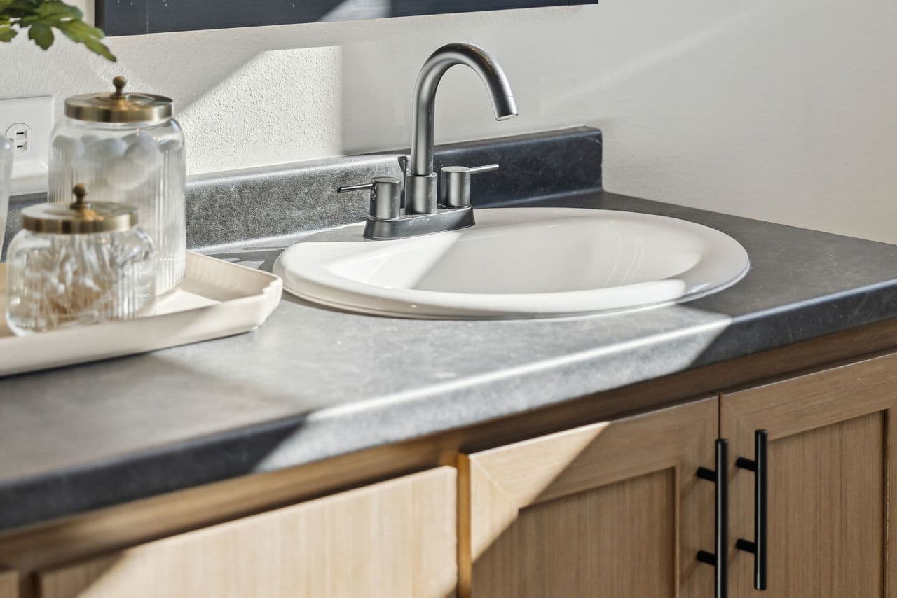 Creole bathroom home features