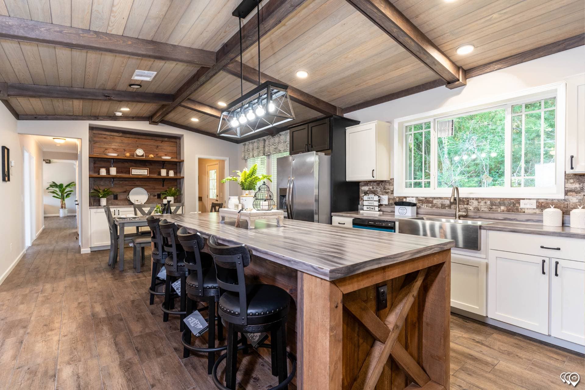 The oasis kitchen home features