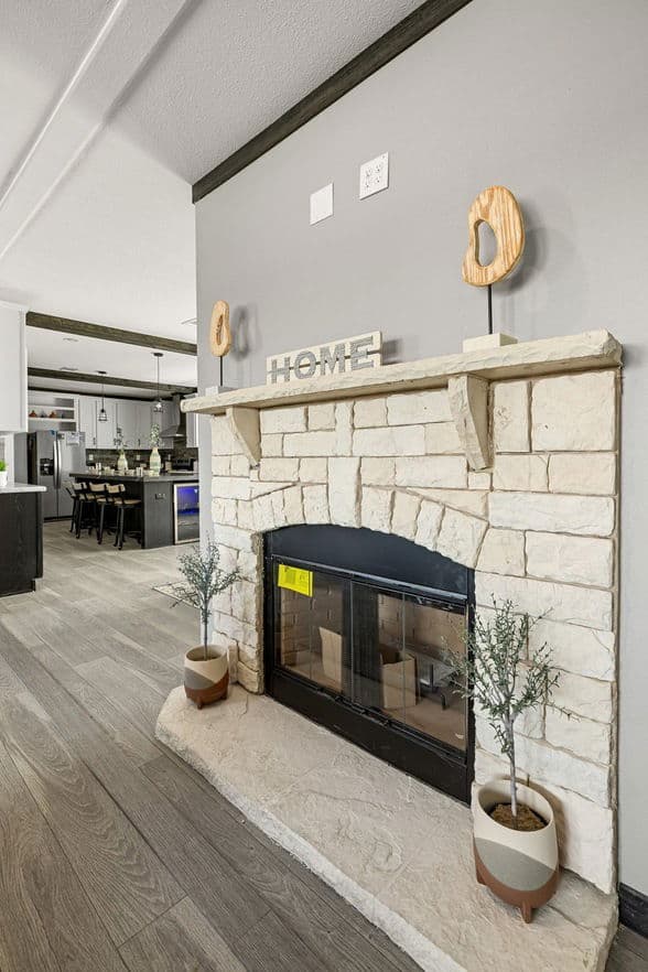 Pecan valley  30603p interior home features