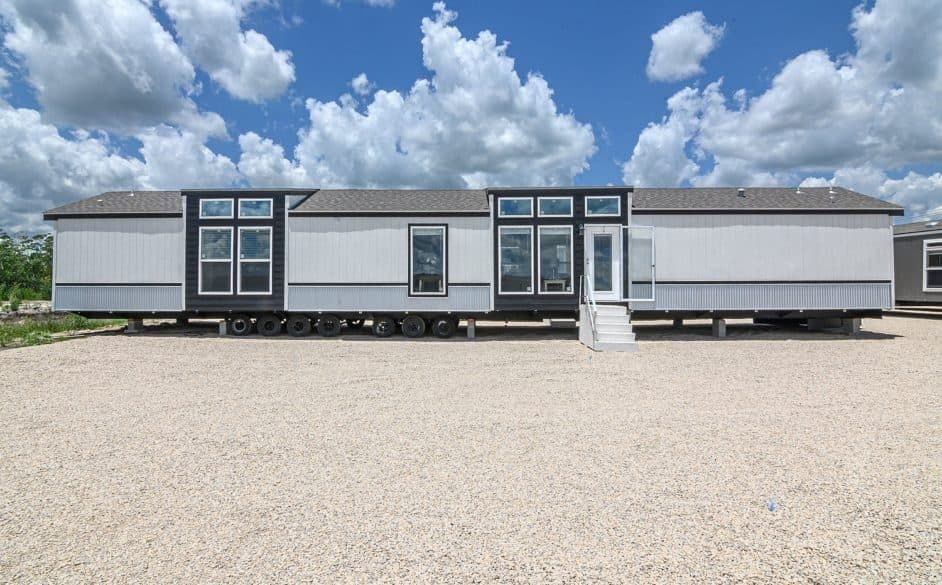 Opal 5663 hero, elevation, and exterior home features