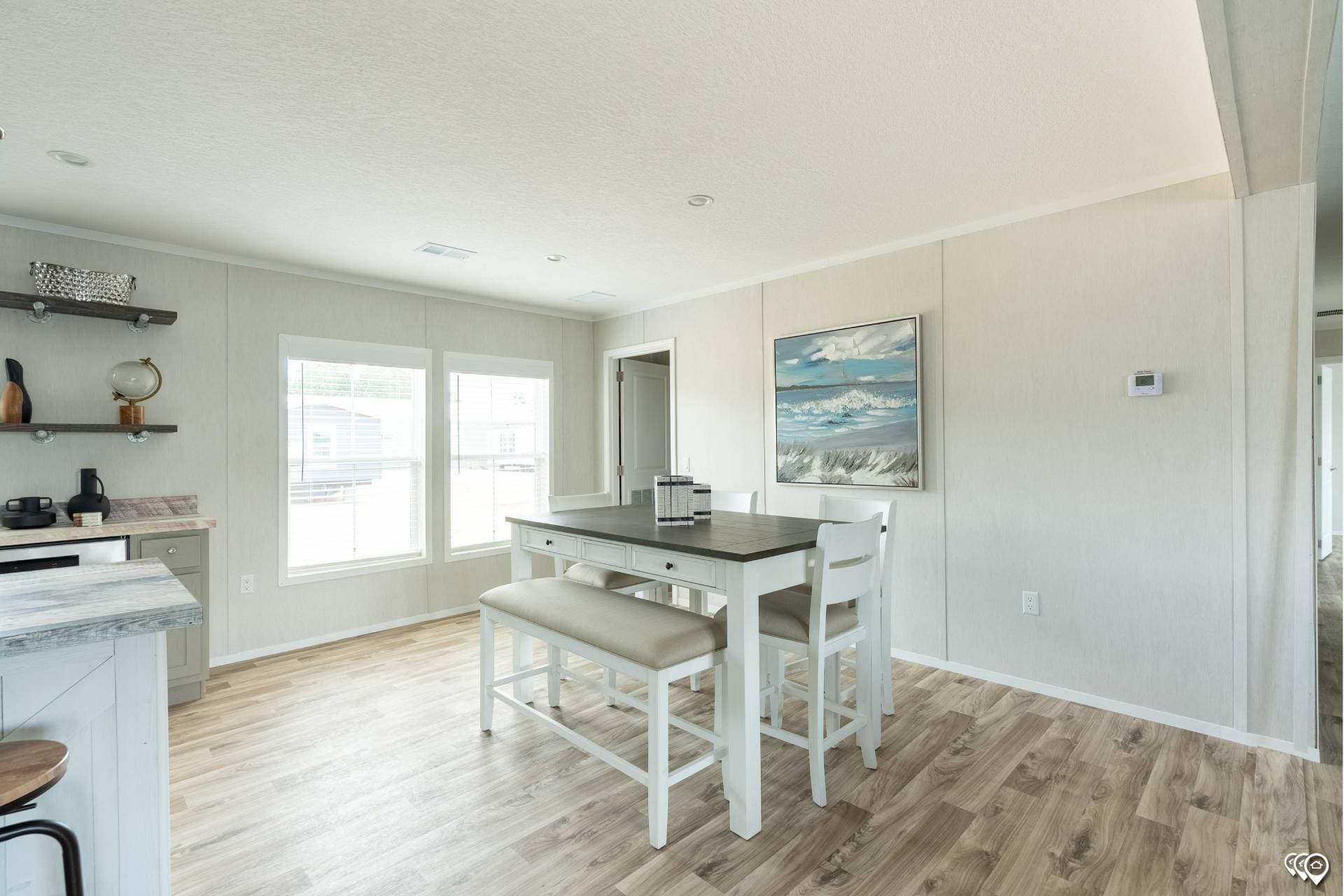 Arc3270-9002  home features