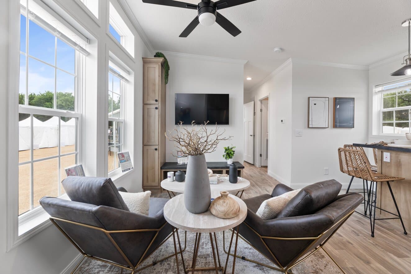 Blue ridge duplex interior home features