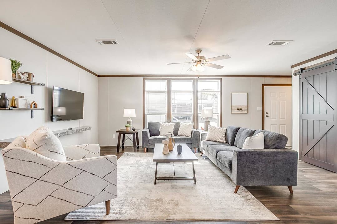 Nm3260f interior home features