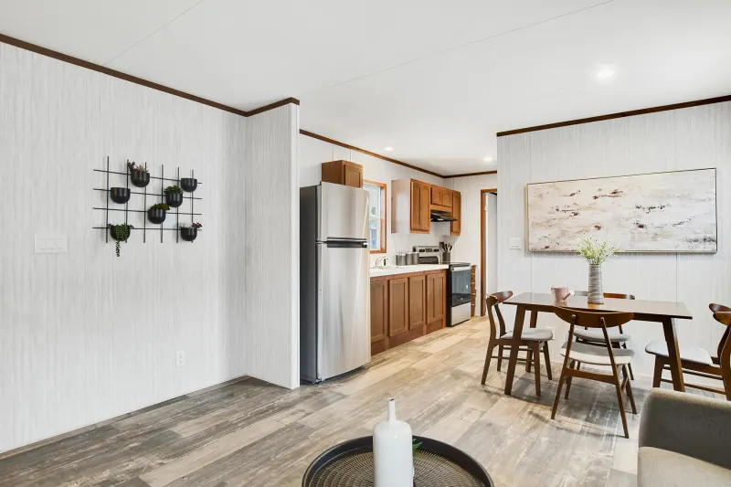 Express b117 interior home features