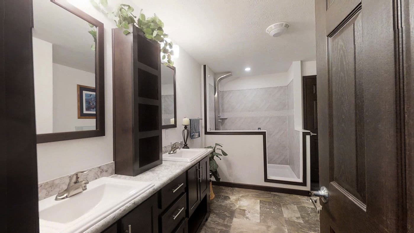 The timber lodge modular 185019m bathroom home features