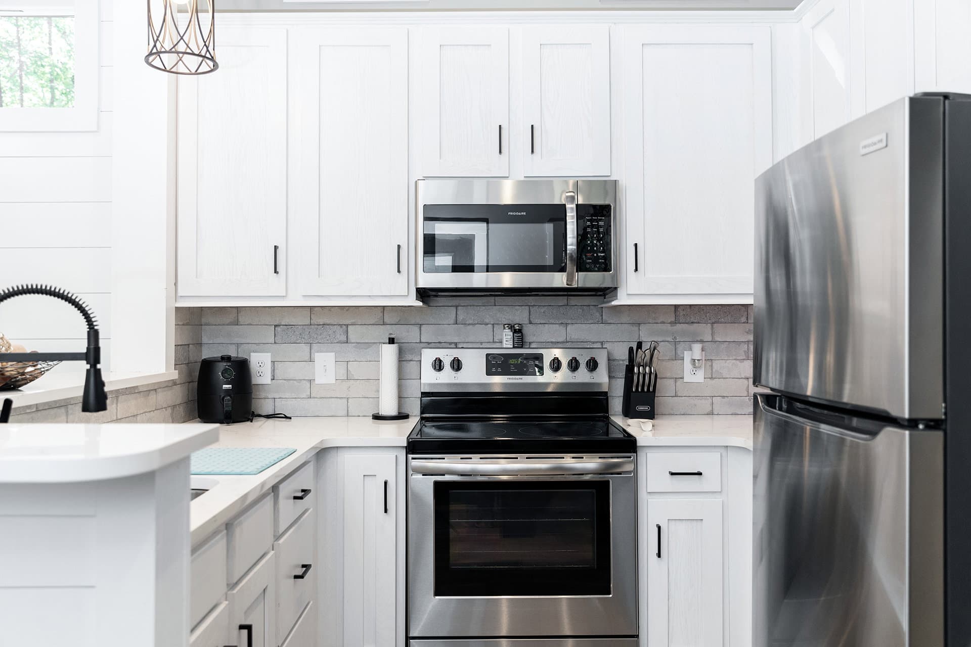 Desoto kitchen home features