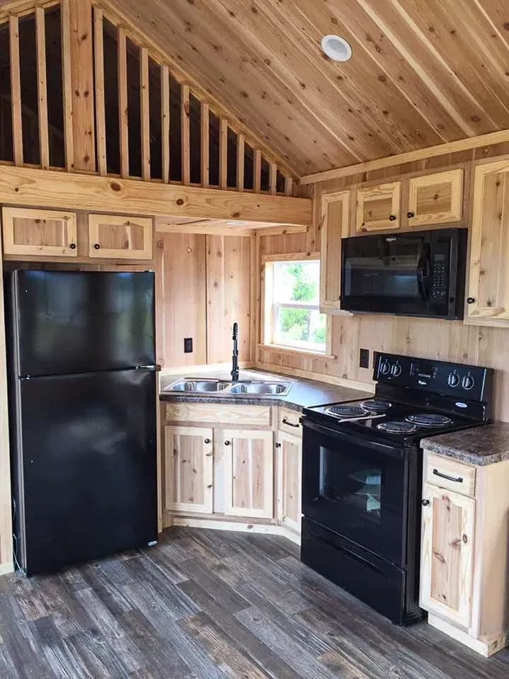 Hiker's hideout | 4b 101 kitchen home features