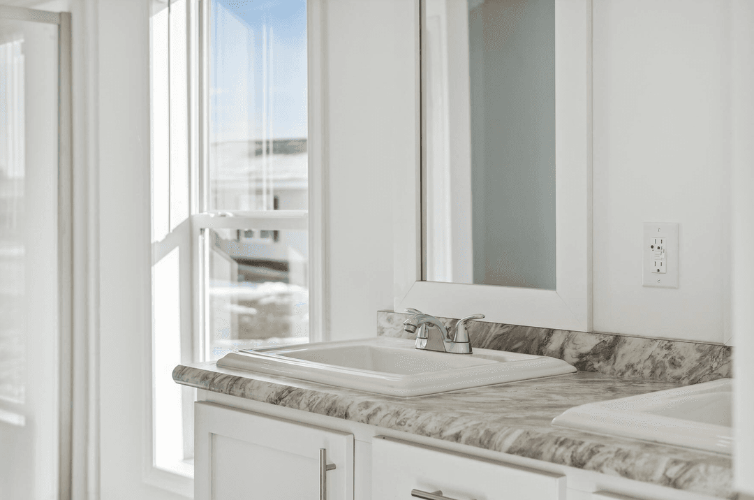 N688 bathroom home features