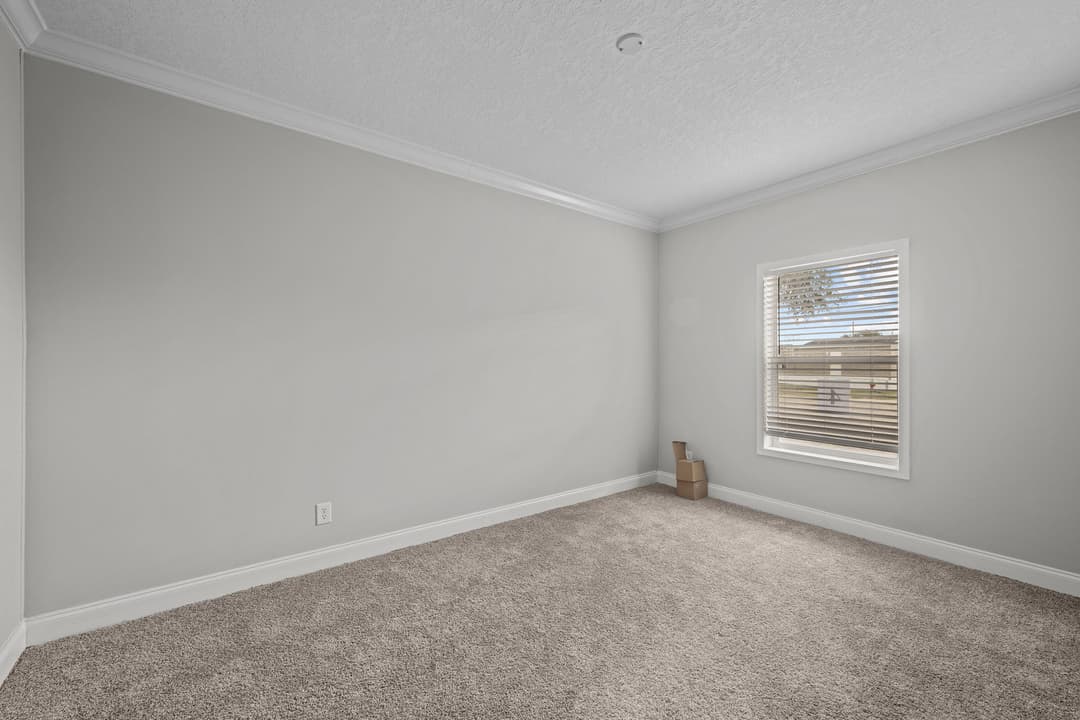 Merritt island bedroom home features