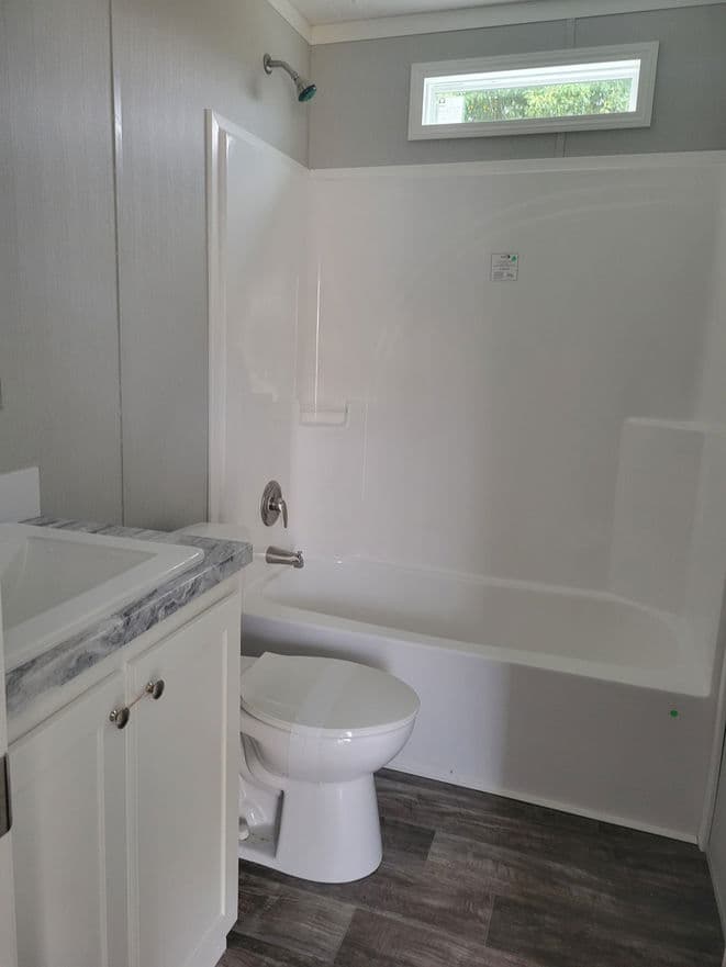  berkshire 16763p bathroom home features