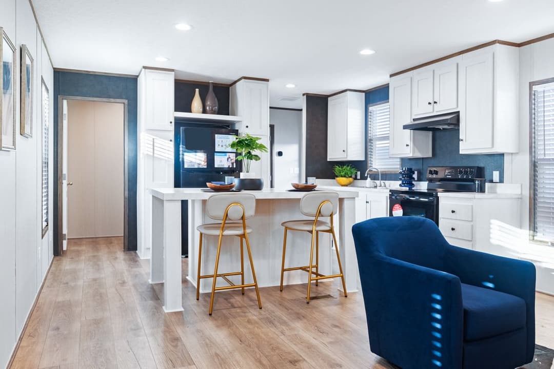 Homestead 16763a kitchen home features