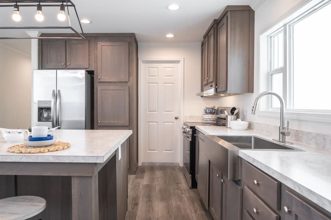 Pinehaven kitchen home features