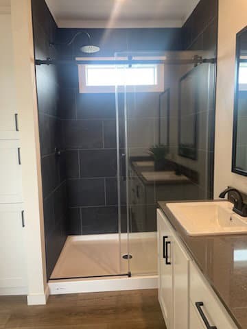 Kritzer bathroom home features