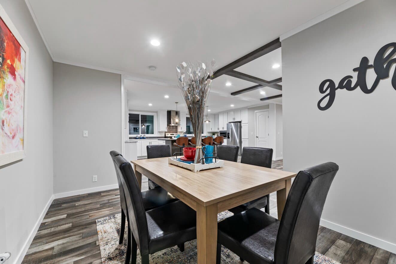 K2 interior home features