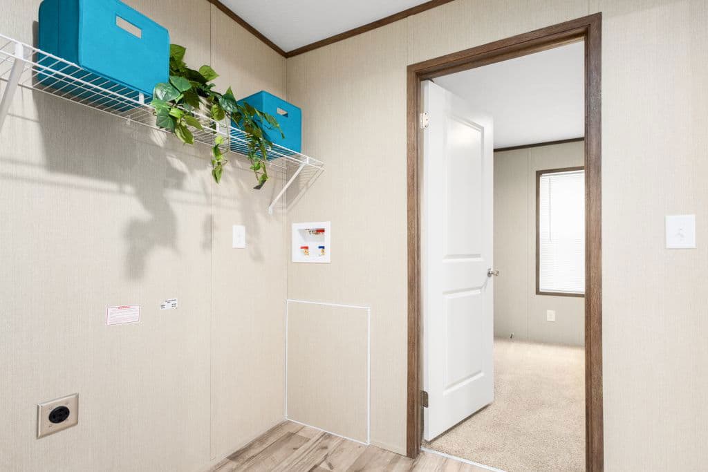 Blazer select ts1036-p interior home features