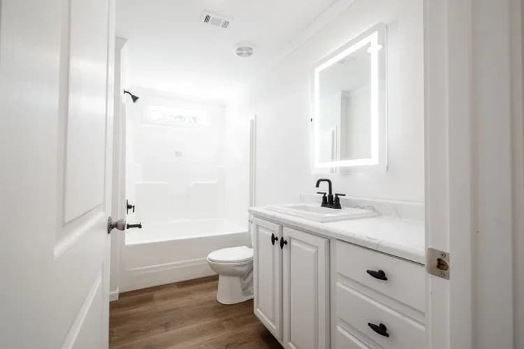 Sky harbor 2.0 bathroom home features